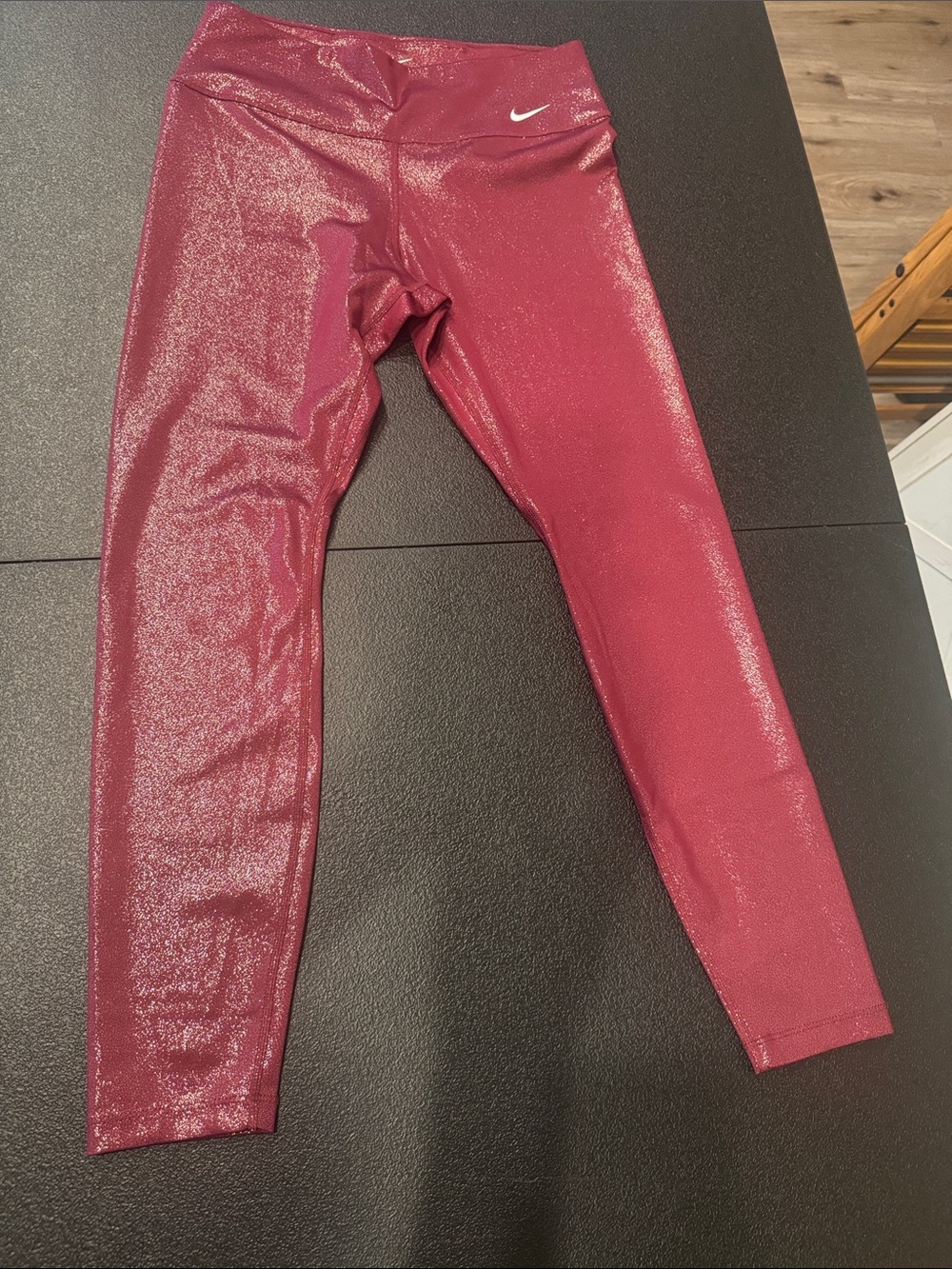 Nike Shiny Sparkle Maroon Leggings size Medium - Picture 1 of 6